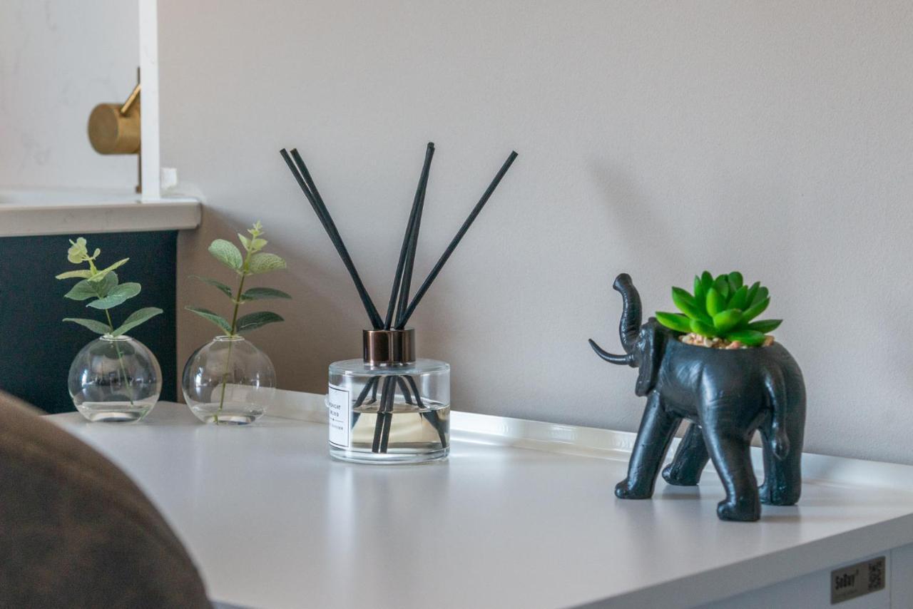Elegant Studio - Perfect For Explorers Apartment London Ngoại thất bức ảnh